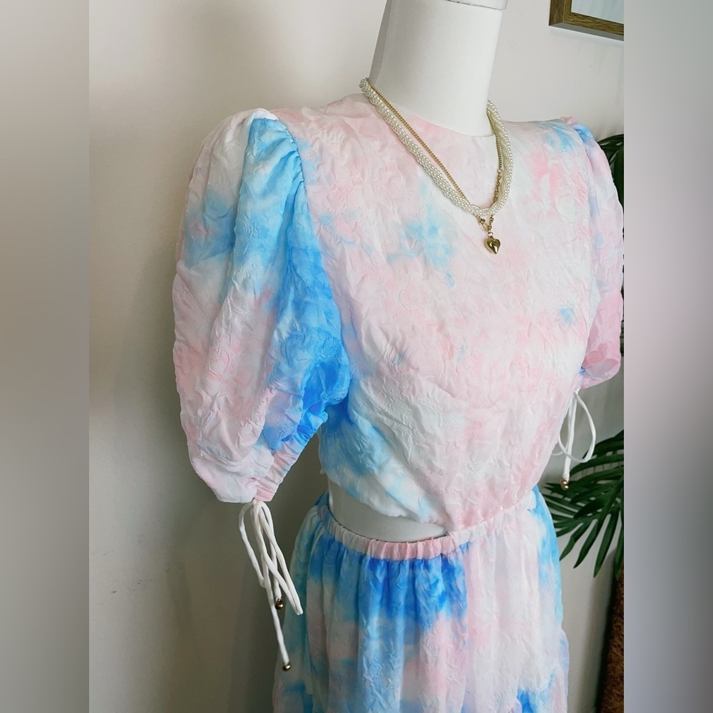 Elliatt Reflection Color Dye Laced Up Open Back Midi Dress Pink Blue Multi - Picture 4 of 10